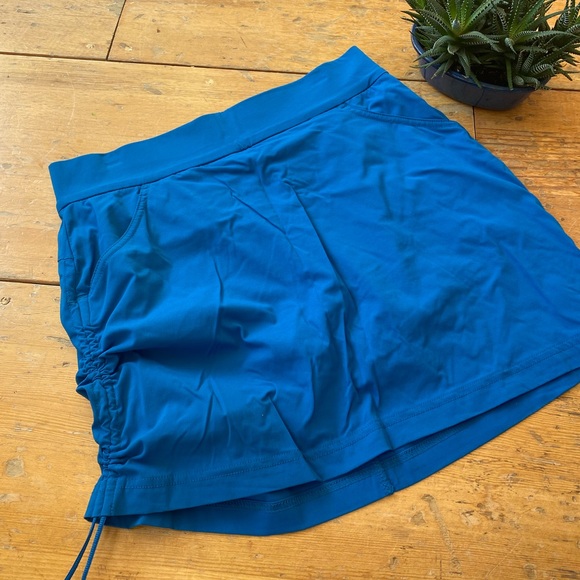 Columbia Skort - M - Picture 8 of 10